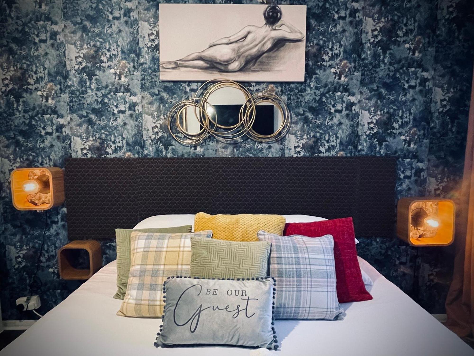Ferienwohnung R1 Superking Sized Bed & 65" Tv On The Wall In Clapham London Exterior foto