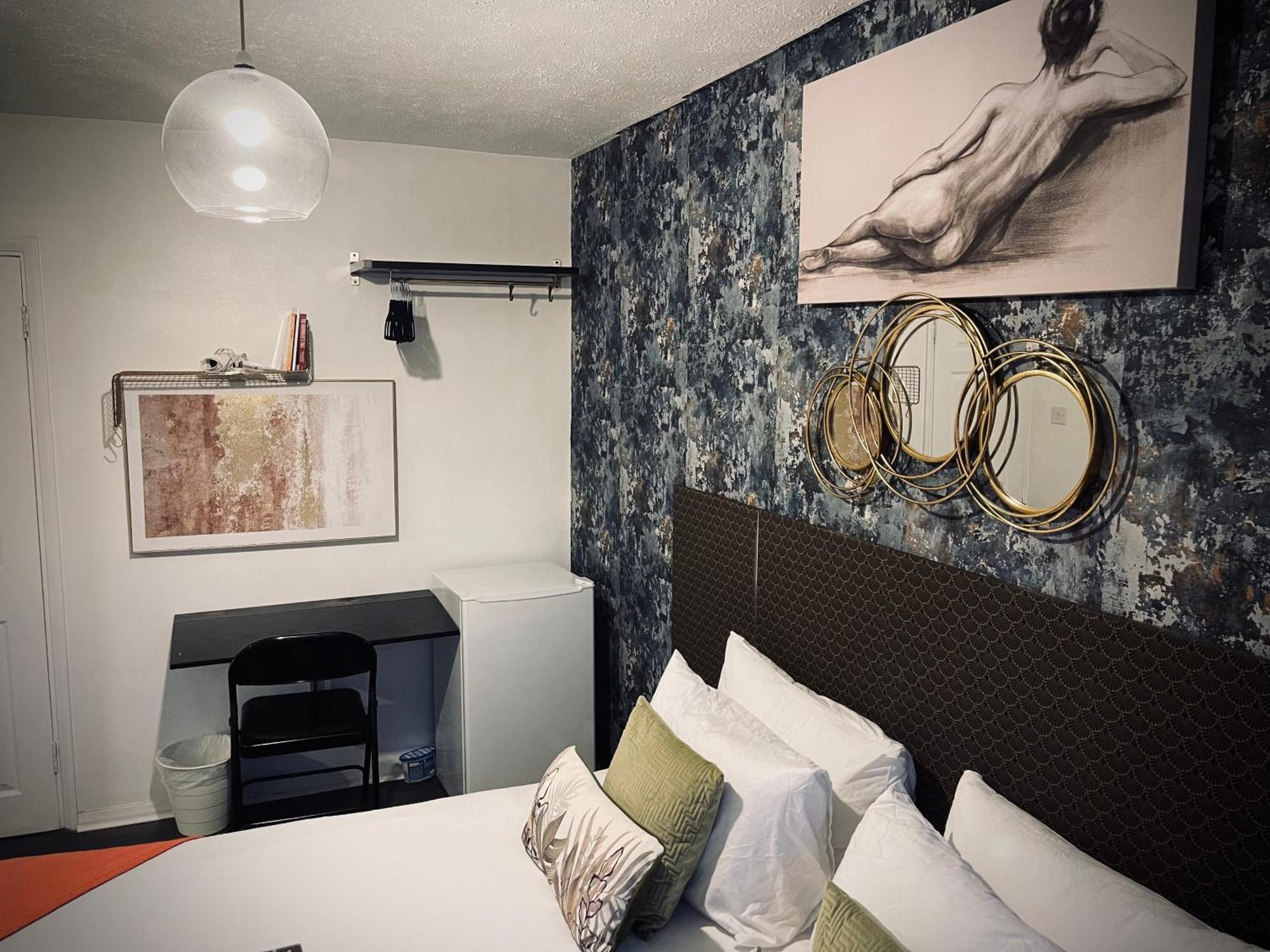 Ferienwohnung R1 Superking Sized Bed & 65" Tv On The Wall In Clapham London Exterior foto